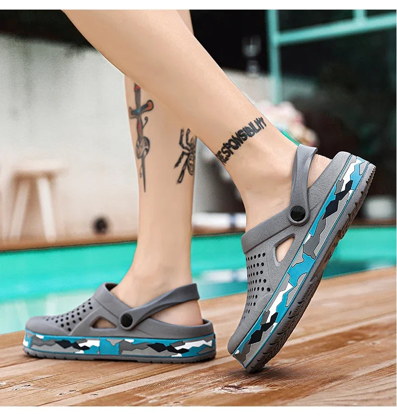 Hot Sale Brand Clogs Men Sandals Casual Shoes  EVA Lightweight Sandles Unisex Colorful Shoes for Summer Beach Zapatos Hombre