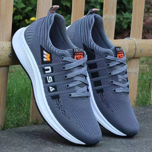 Men's mesh lightweight breathable casual sports shoes summer soft sole outdoor running shoes student walking shoes male sneakers