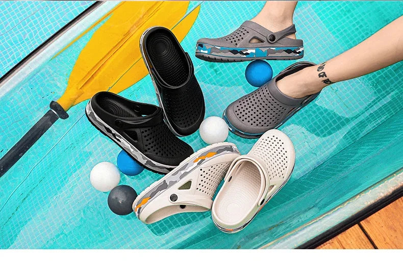 Hot Sale Brand Clogs Men Sandals Casual Shoes  EVA Lightweight Sandles Unisex Colorful Shoes for Summer Beach Zapatos Hombre