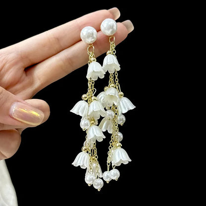 Long Earrings Acrylic White Flower Tassel Dangle Earrings for Women Wedding Party Imitation Pearl Trendy Statement Jewelry Gift